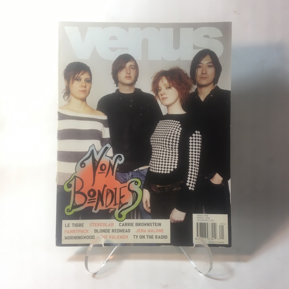 VENUS Zine Spring 2004 Von Bondies Le Tigre Stereolab Brownstein TV On The Radio